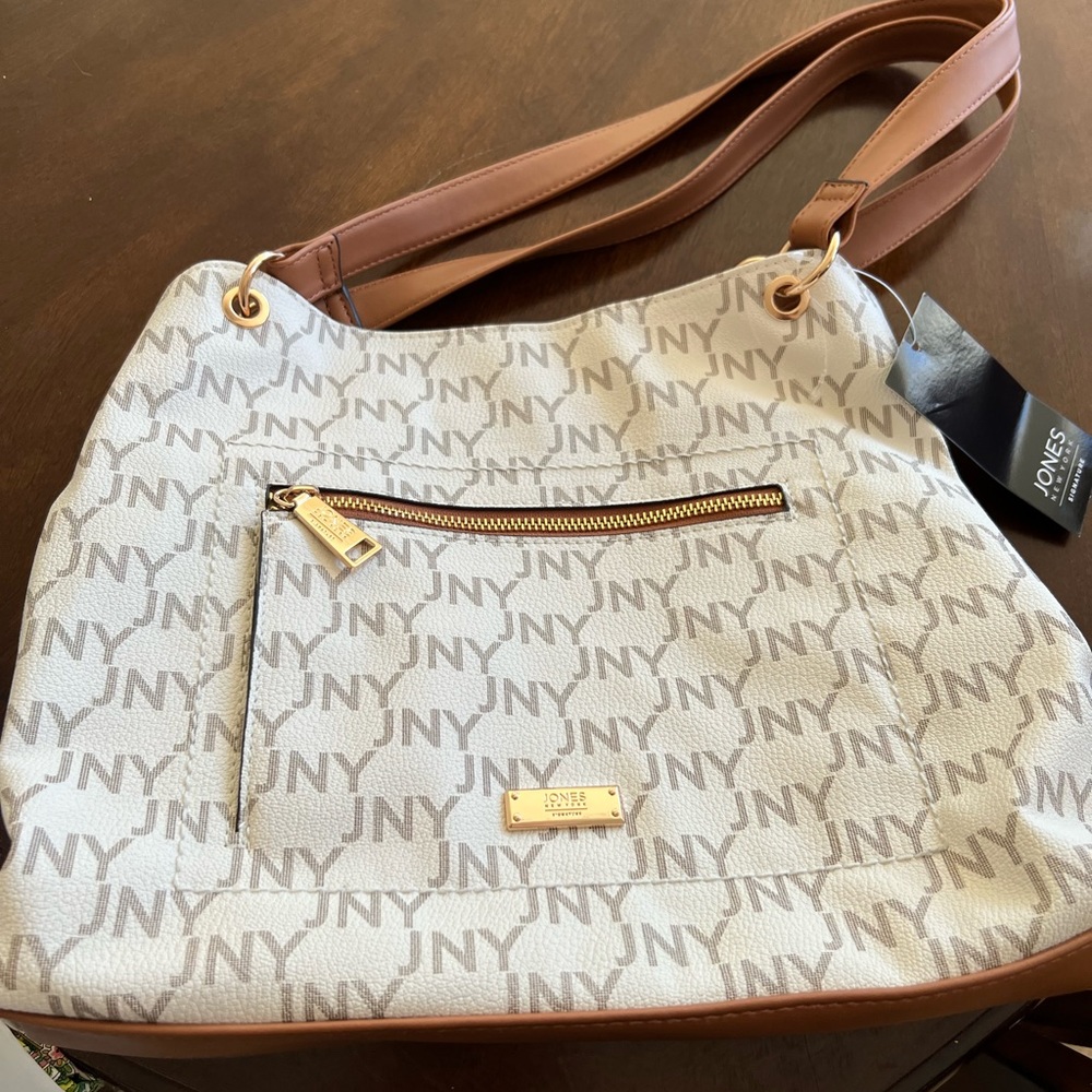 Medium sized bag, new never used